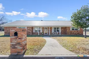 100 Sunny Ln, Gatesville, TX 76528 - Photo 2