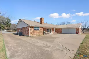 100 Sunny Ln, Gatesville, TX 76528 - Photo 32