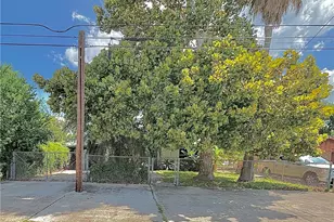 208 N Washington Blvd, Port O'Connor, TX 77982 - Photo 32