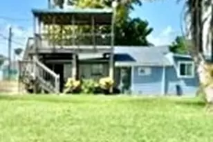 208 N Washington Blvd, Port O'Connor, TX 77982 - Photo 2