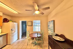 208 N Washington Blvd, Port O'Connor, TX 77982 - Photo 18