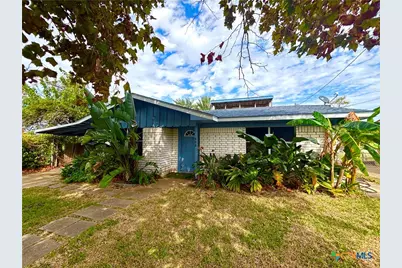 208 N Washington Boulevard, Port O'Connor, TX 77982 - Photo 1