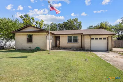 410 E Avenue B, Copperas Cove, TX 76522 - Photo 2