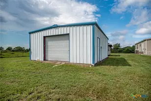 1849 Royal Rd, Port Lavaca, TX 77979 - Photo 8