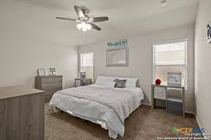 128 Field Ridge, New Braunfels, TX 78130 - Photo 12