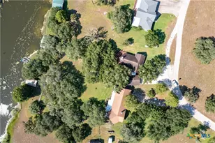 43 Twin Lakes Cir, Victoria, TX 77905 - Photo 4