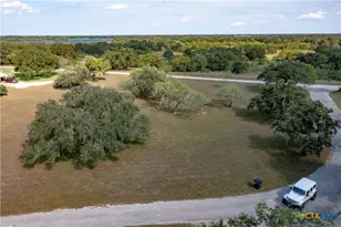 43 Twin Lakes Cir, Victoria, TX 77905 - Photo 36