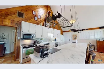 43 Twin Lakes Circle, Victoria, TX 77905 - Photo 10