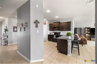 464 Copper Hill Drive, New Braunfels, TX 78130 - Photo 10