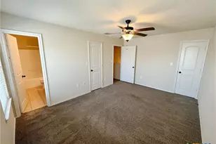 602 Creekside Cir, New Braunfels, TX 78130 - Photo 12