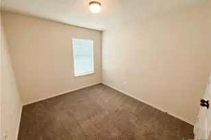 602 Creekside Cir, New Braunfels, TX 78130 - Photo 22