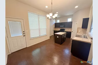 602 Creekside Circle, New Braunfels, TX 78130 - Photo 6