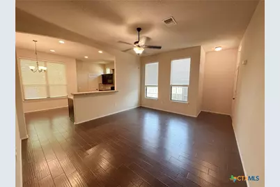 602 Creekside Circle, New Braunfels, TX 78130 - Photo 4