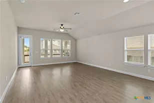 6533 Crockett Cv, Schertz, TX 78108 - Photo 6