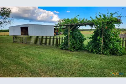 847 Oliver Road, Victoria, TX 77904 - Photo 10