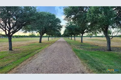 847 Oliver Road, Victoria, TX 77904 - Photo 38