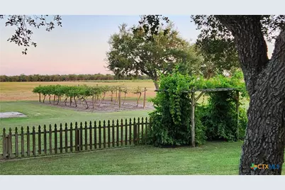 847 Oliver Road, Victoria, TX 77904 - Photo 34