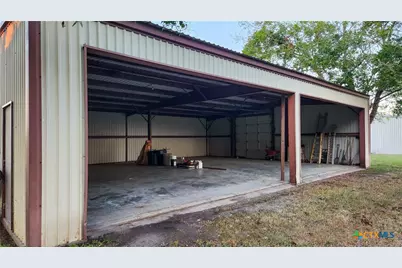 847 Oliver Road, Victoria, TX 77904 - Photo 30