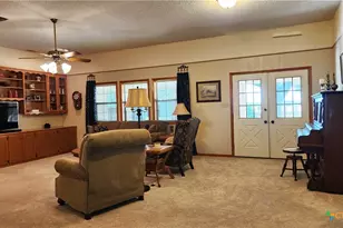 847 Oliver Rd, Victoria, TX 77904 - Photo 12