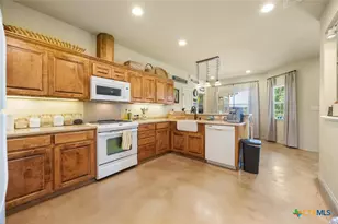 192 Indian Oaks Pass, Blanco, TX 78606 - Photo 8