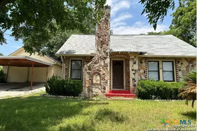 816 S Austin Street, Seguin, TX 78155 - Photo 2