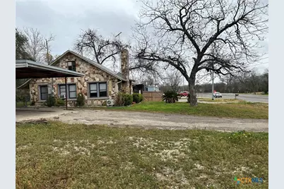 816 S Austin Street, Seguin, TX 78155 - Photo 20