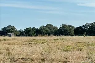 10309 Co Rd 1, Hallettsville, TX 77964 - Photo 40