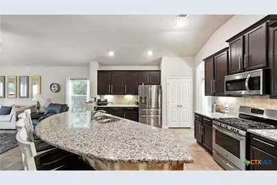 1911 Blue Goose, New Braunfels, TX 78130 - Photo 4