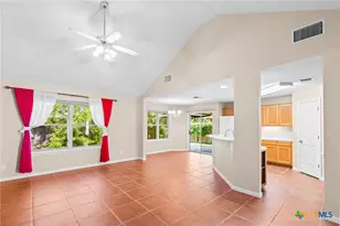 409 Newhaven St, Victoria, TX 77904 - Photo 12