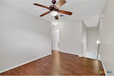 109 Comal Cove, Elgin, TX 78621 - Photo 12