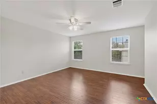 109 Comal Cove, Elgin, TX 78621 - Photo 14