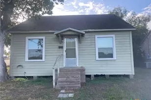 211 Lackey, Cuero, TX 77954 - Photo 1