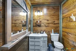 2698 Co Rd 284, Edna, TX 77957 - Photo 42