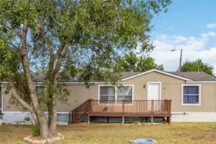 182 Pintail Loop, San Marcos, TX 78666 - Photo 4