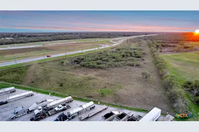 11304 NW Zac Lentz Parkway, Victoria, TX 77904 - Photo 4