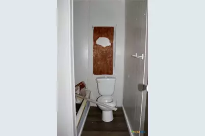 1503 Eilenstein Street, Palestine, TX 75801 - Photo 38