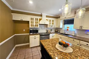 1648 Eastwood Dr, Seguin, TX 78155 - Photo 2