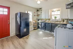 1500 E Main St, Gatesville, TX 76528 - Photo 26