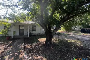 228 N Carroll Dr, Gatesville, TX 76528 - Photo 4