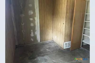 228 N Carroll Drive, Gatesville, TX 76528 - Photo 34