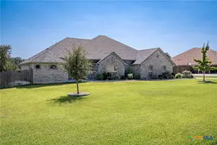 205 Presa Dr, Salado, TX 76571 - Photo 2