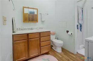 398 Co Rd 264, Moulton, TX 77975 - Photo 16