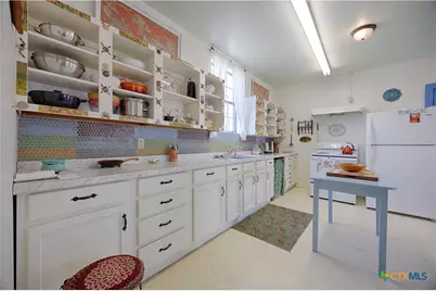 398 County Road 264, Moulton, TX 77975 - Photo 6