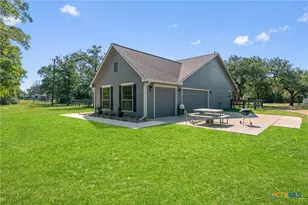 10848 County Rd 311, Rockdale, TX 76567 - Photo 26