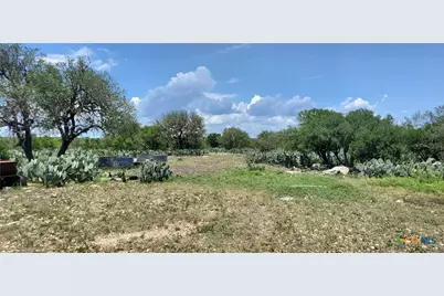 1860 Rocky Ridge Road, Uvalde, TX 78801 - Photo 12