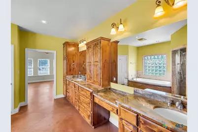 301 County Road 253, Bertram, TX 78605 - Photo 12