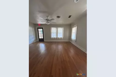 619 N Main Street, Belton, TX 76513 - Photo 6