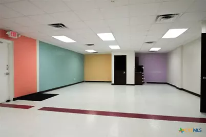 402 E Guadalupe Street, Victoria, TX 77901 - Photo 22