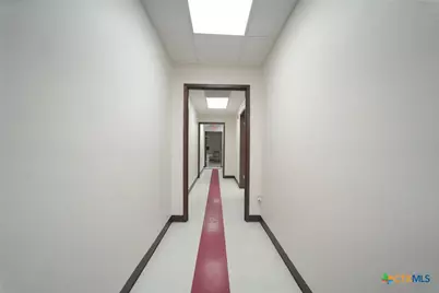 402 E Guadalupe Street, Victoria, TX 77901 - Photo 20