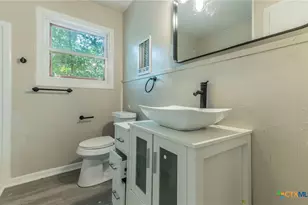 574 Oaklawn Dr, Rockdale, TX 76567 - Photo 18